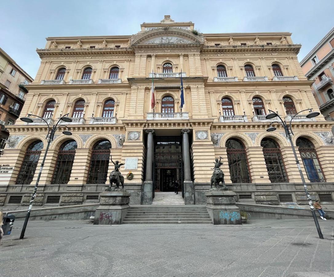 La Finestra Sul Corso Lejlighed Napoli Eksteriør billede